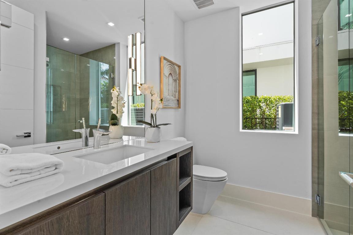 ESTATES AT OCEAN DELRAY - Residential