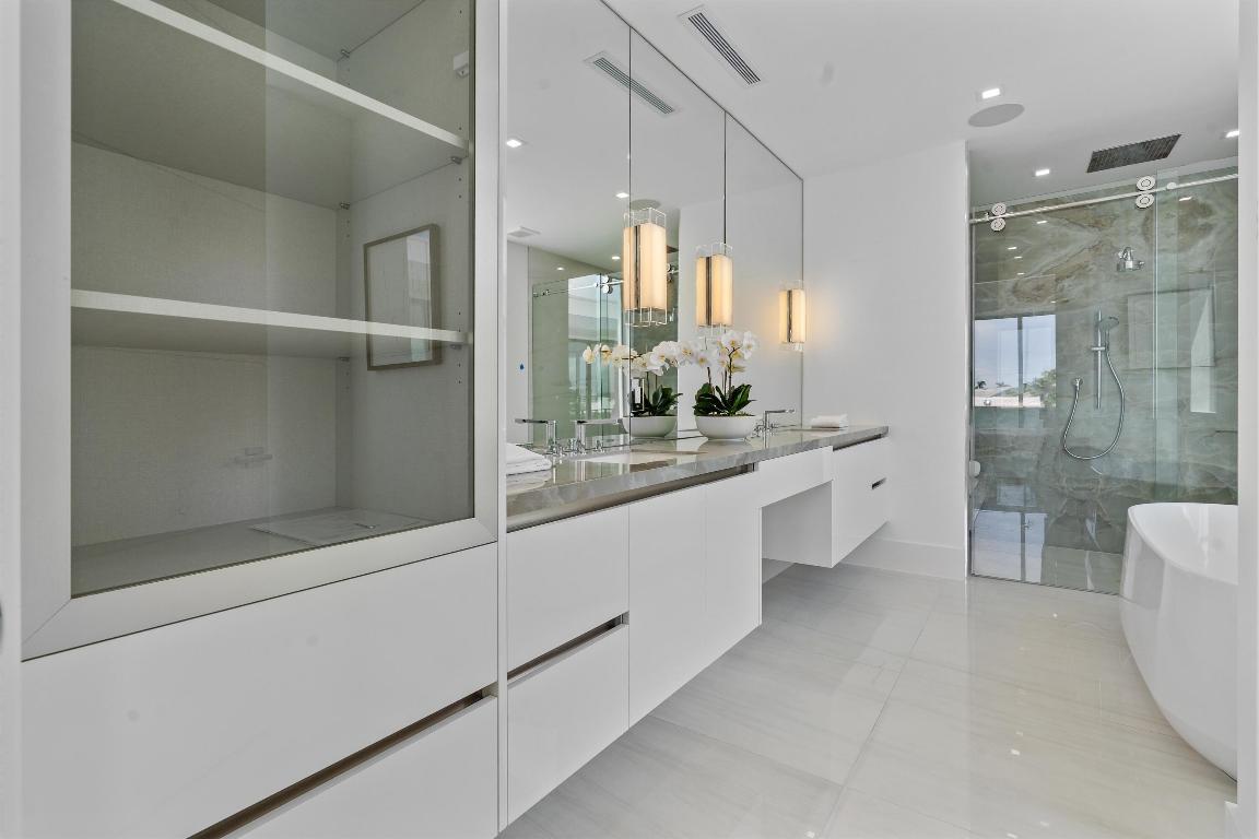 ESTATES AT OCEAN DELRAY - Residential