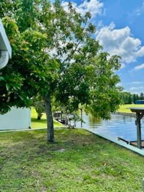 A home in Okeechobee