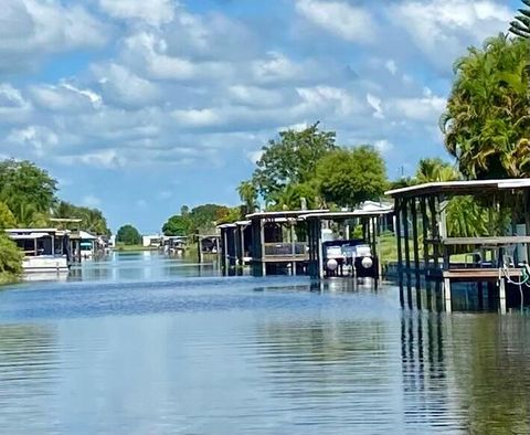 A home in Okeechobee