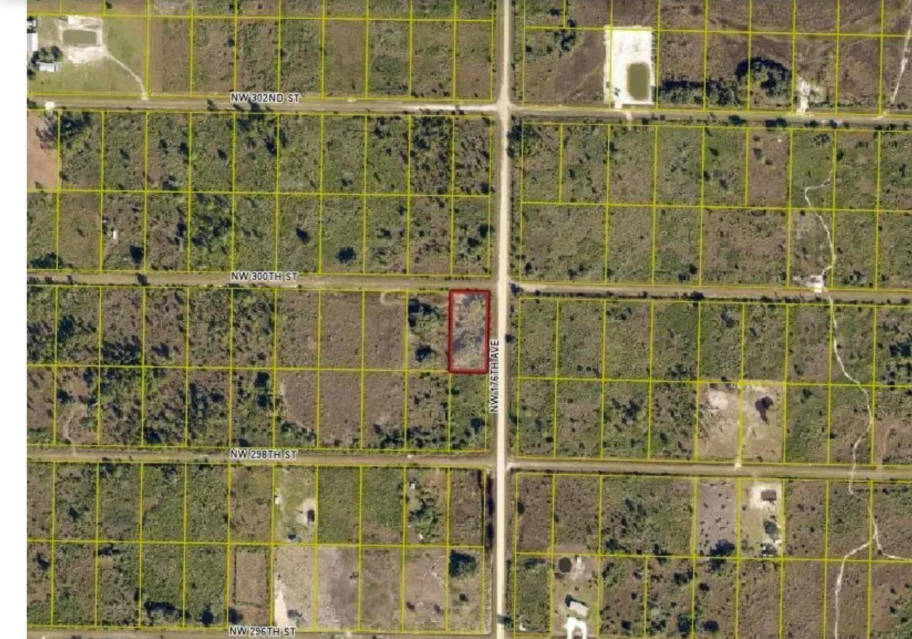 11534330A0000016A000 - Land