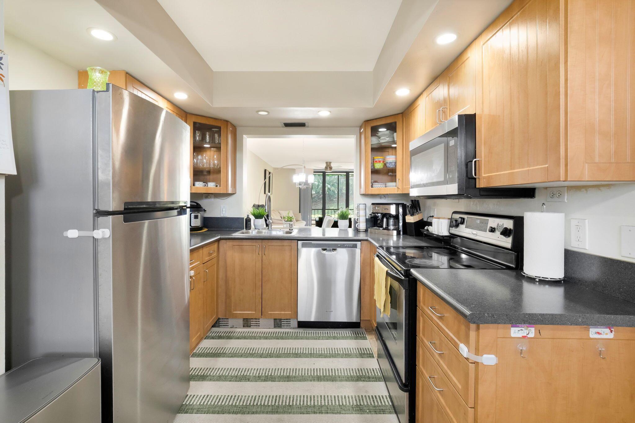 2070 Homewood Boulevard 1115