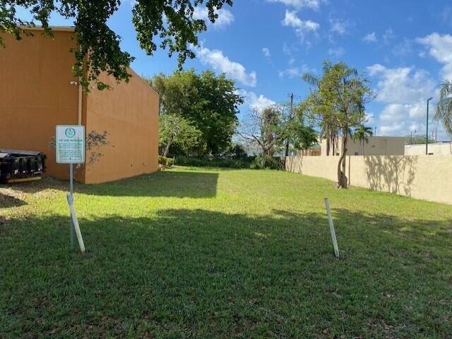 Photo of 81 N Deerfield Avenue #4, Deerfield Beach, FL 33441 (MLS # R10993533)