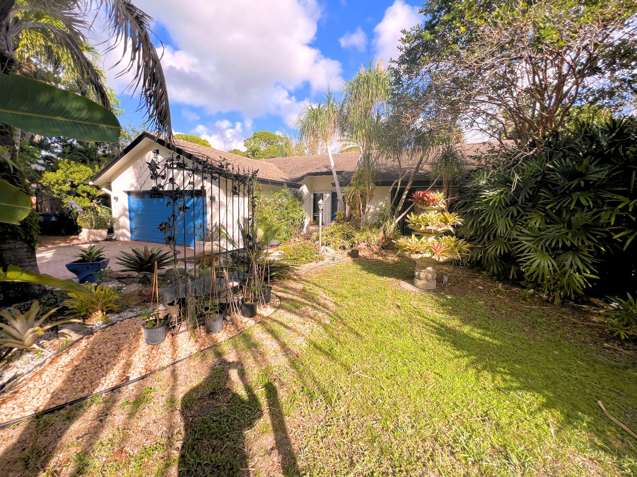 PALM BEACH FARMS - Land