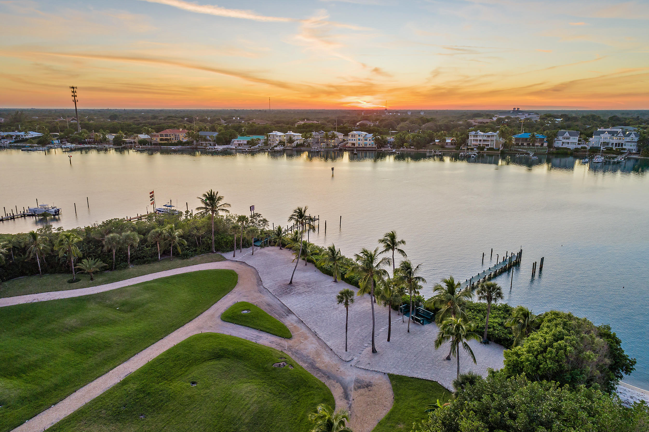JUPITER ISLAND - Residential