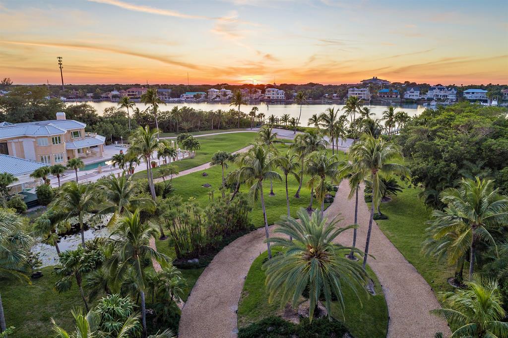 JUPITER ISLAND - Residential