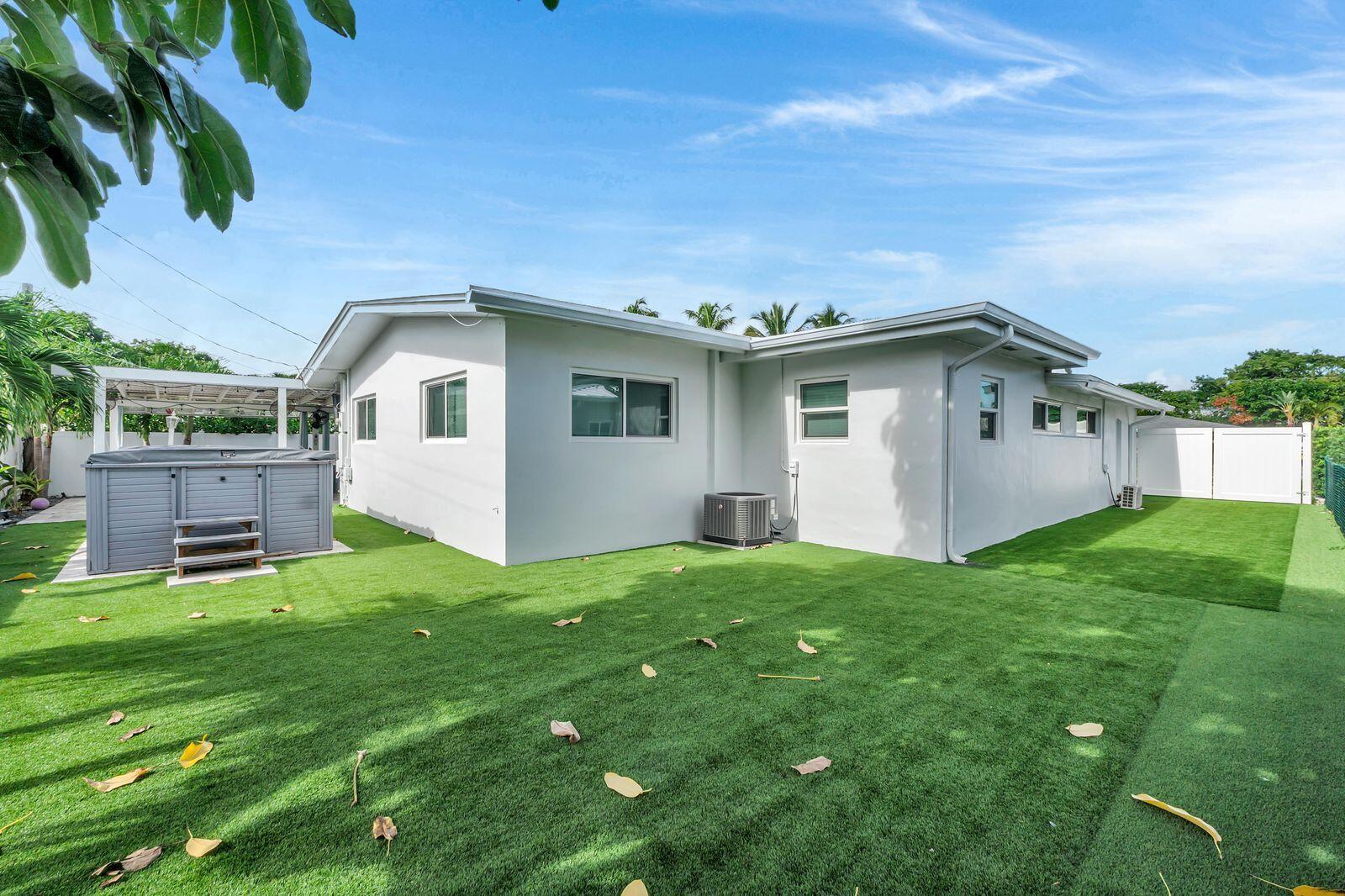 LAKE WYMAN SHORES - Residential Lease