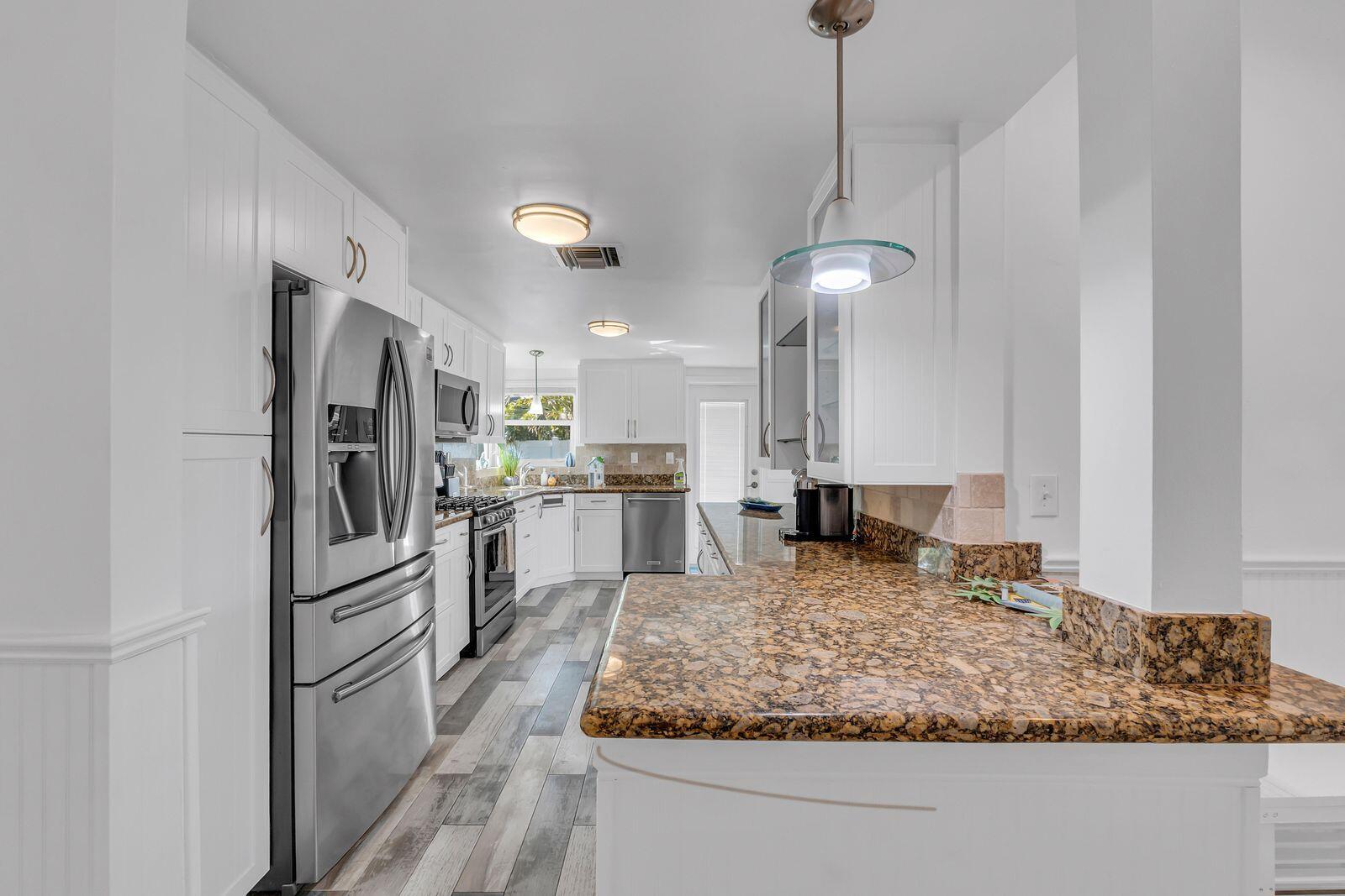 LAKE WYMAN SHORES - Residential Lease