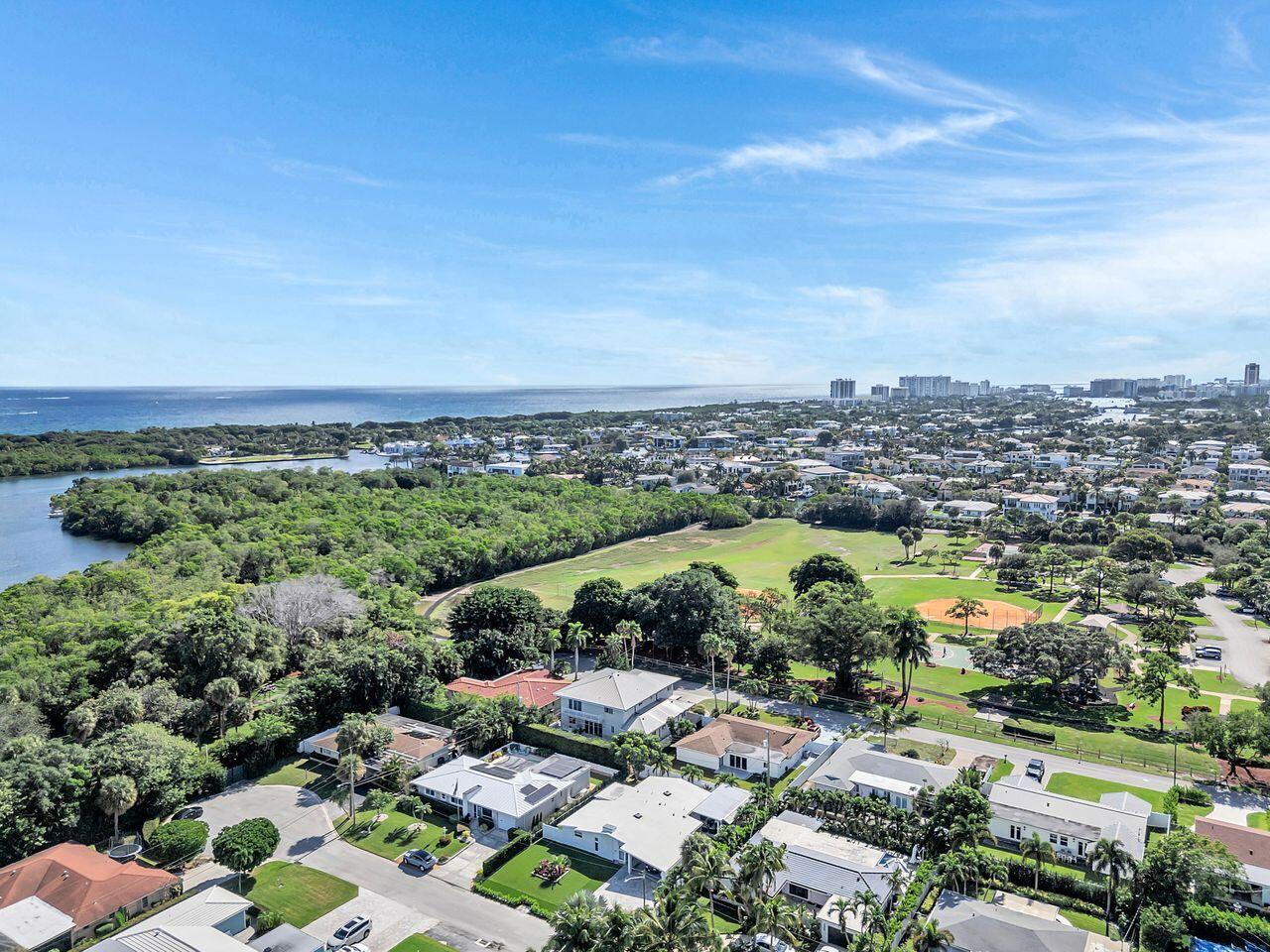 LAKE WYMAN SHORES - Residential Lease