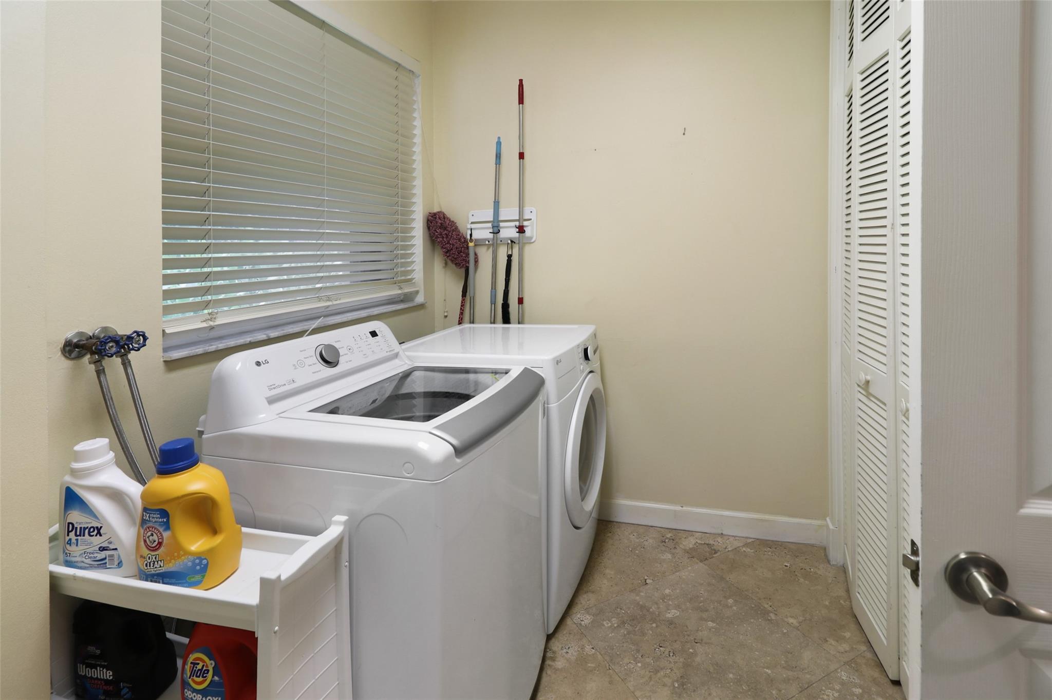 Parkland Lakes PUD 102-44 - Residential