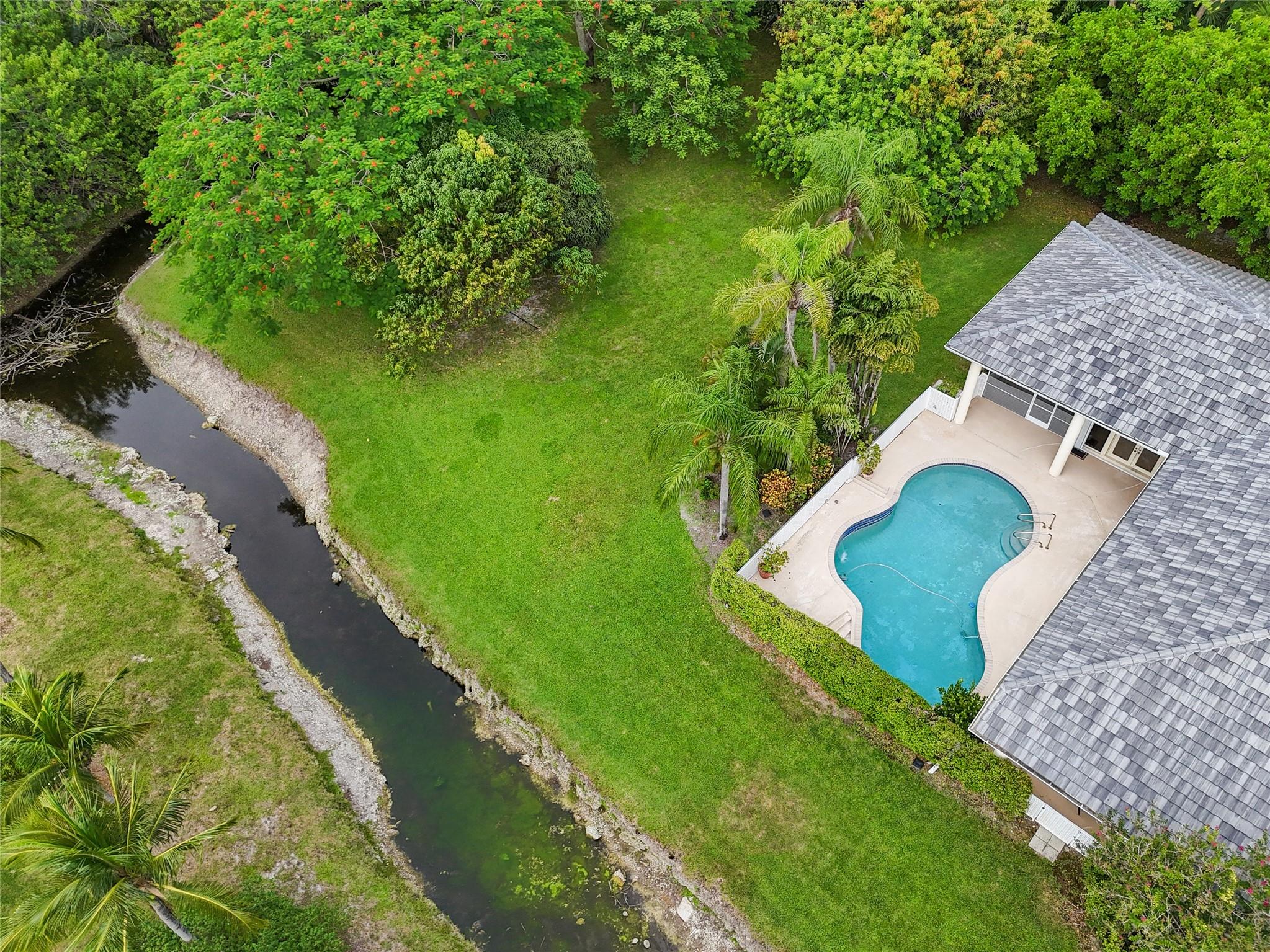 Parkland Lakes PUD 102-44 - Residential