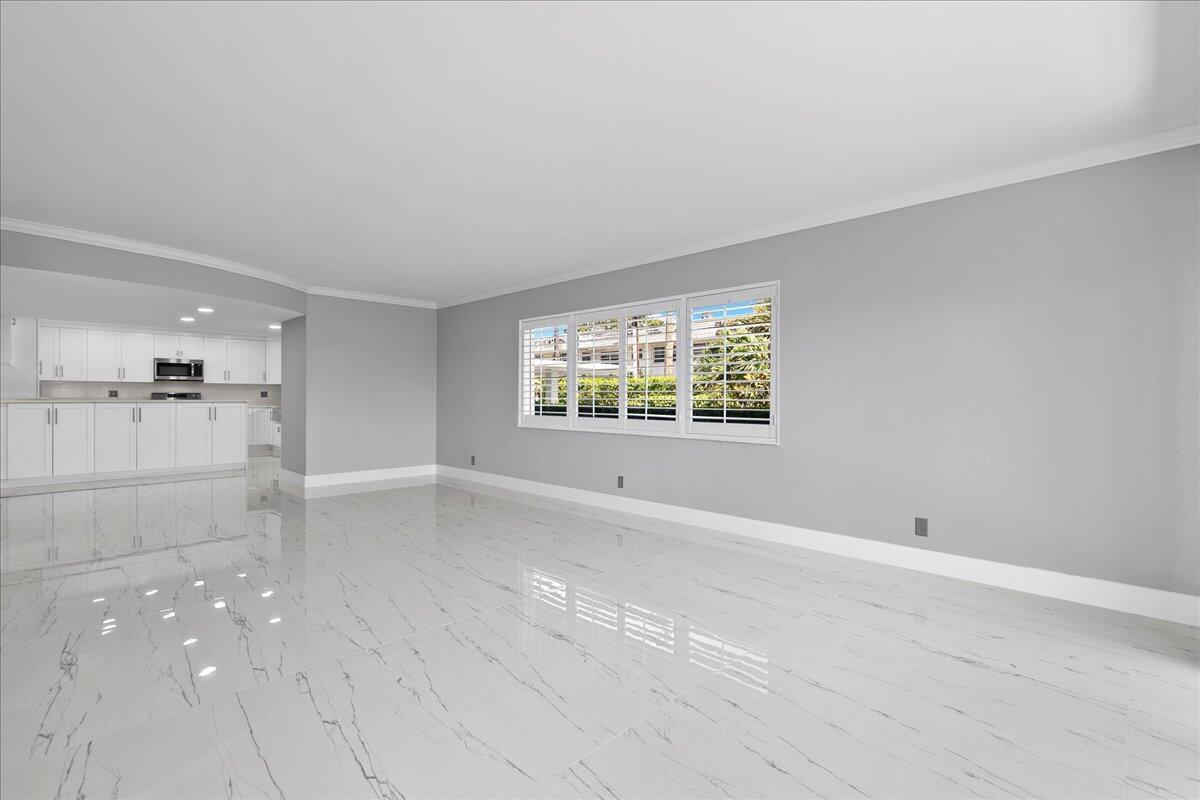 LAKE HARBOR COVE CONDO - Residential