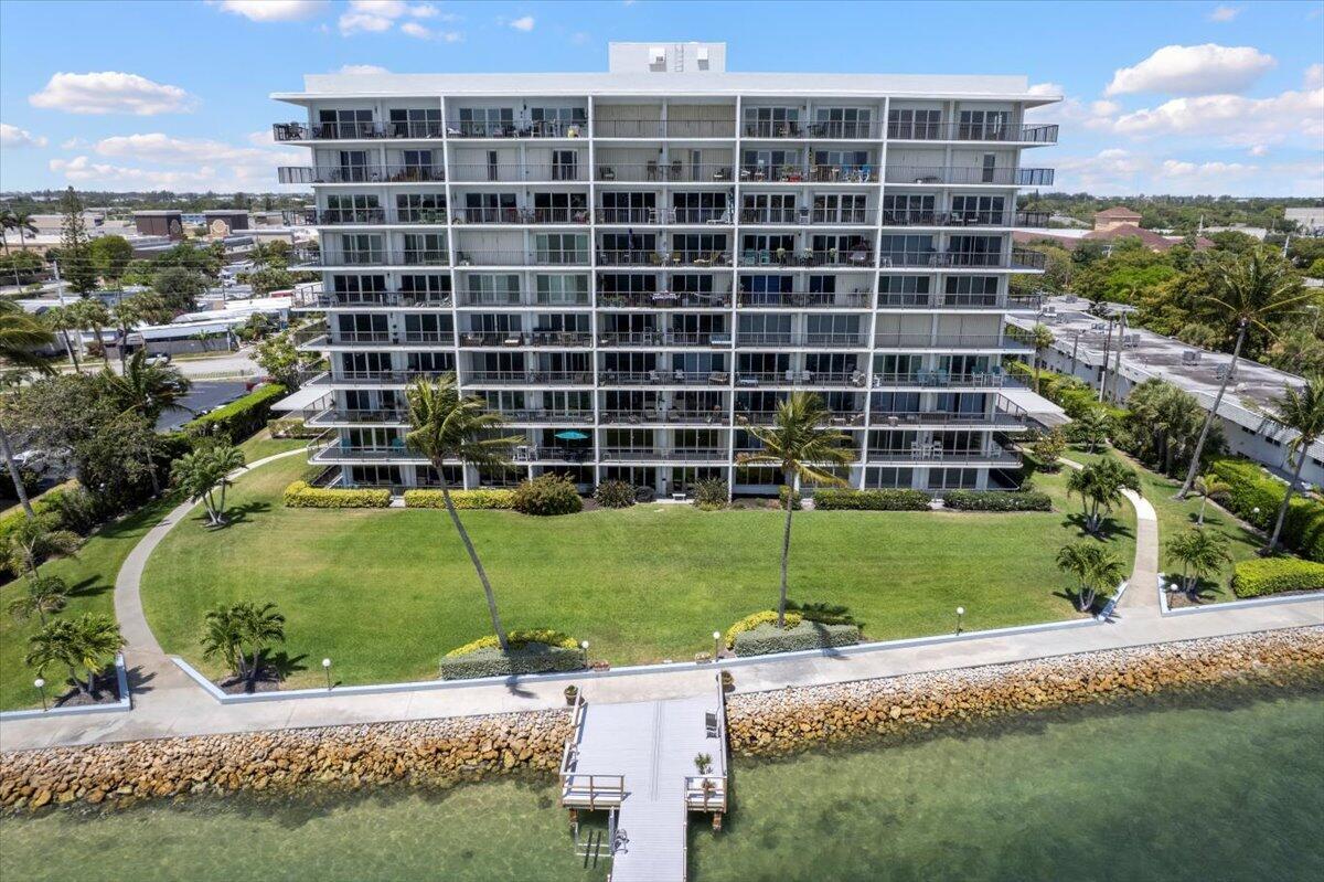 LAKE HARBOR COVE CONDO - Residential