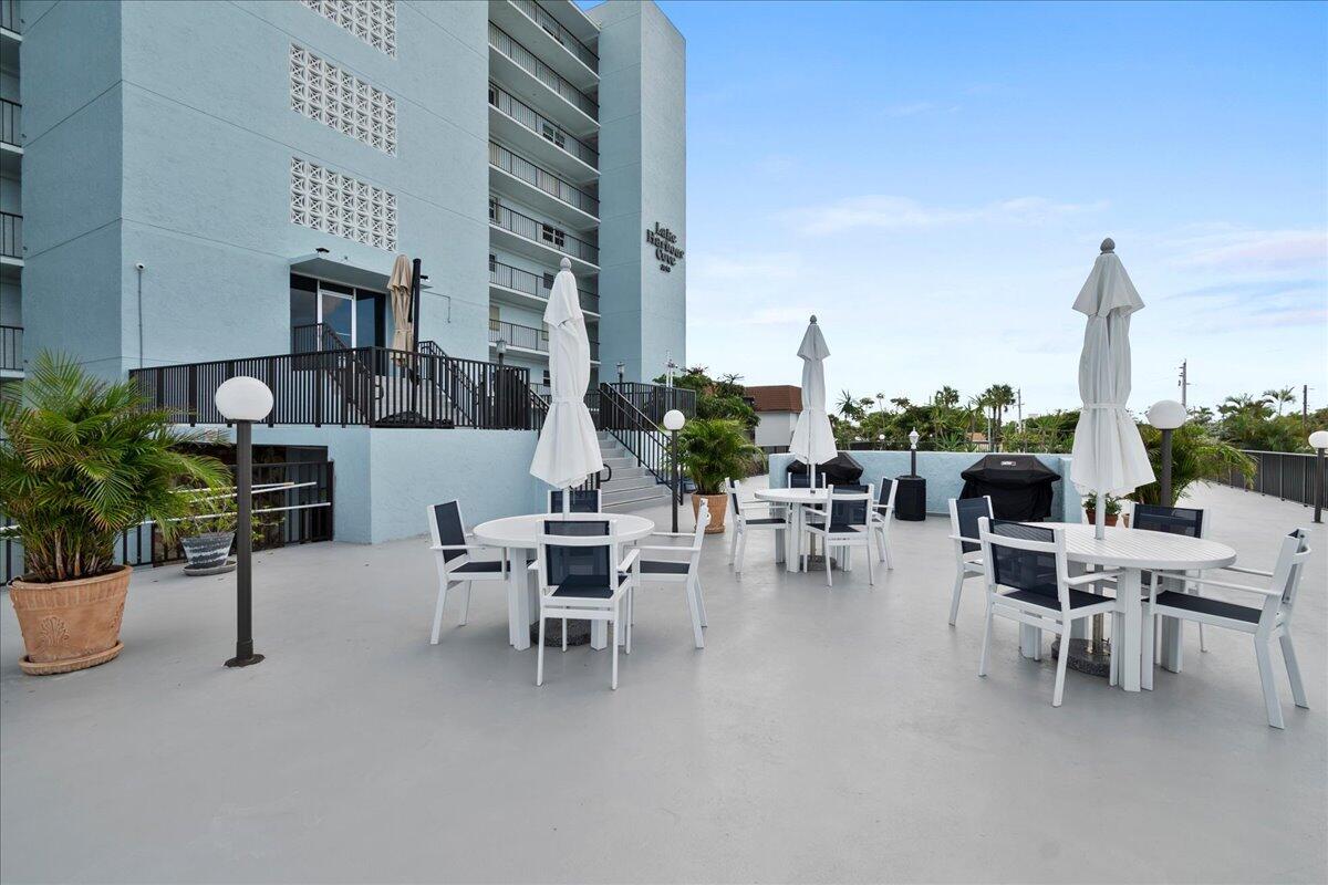 LAKE HARBOR COVE CONDO - Residential