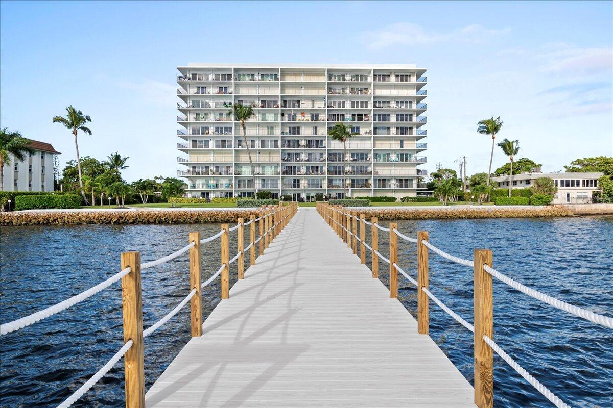 LAKE HARBOR COVE CONDO - Residential