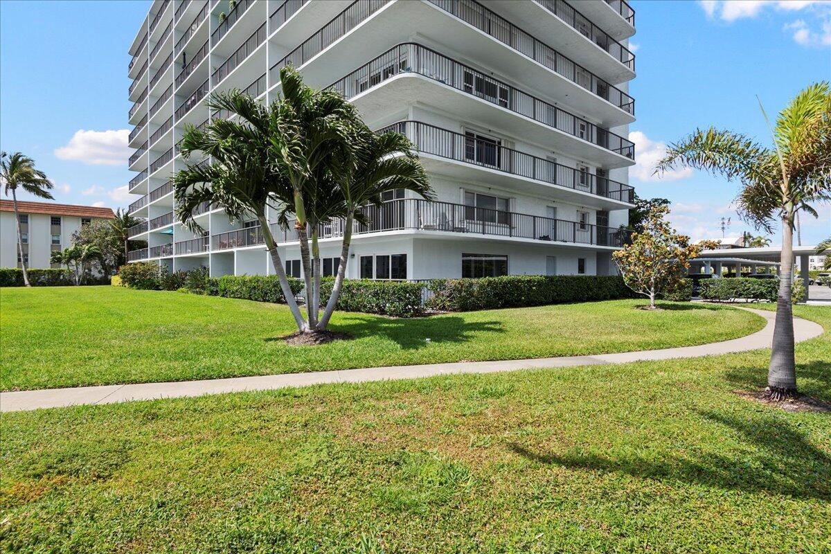 LAKE HARBOR COVE CONDO - Residential
