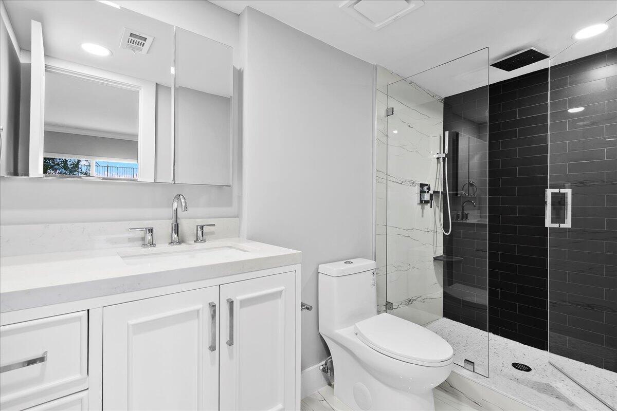LAKE HARBOR COVE CONDO - Residential