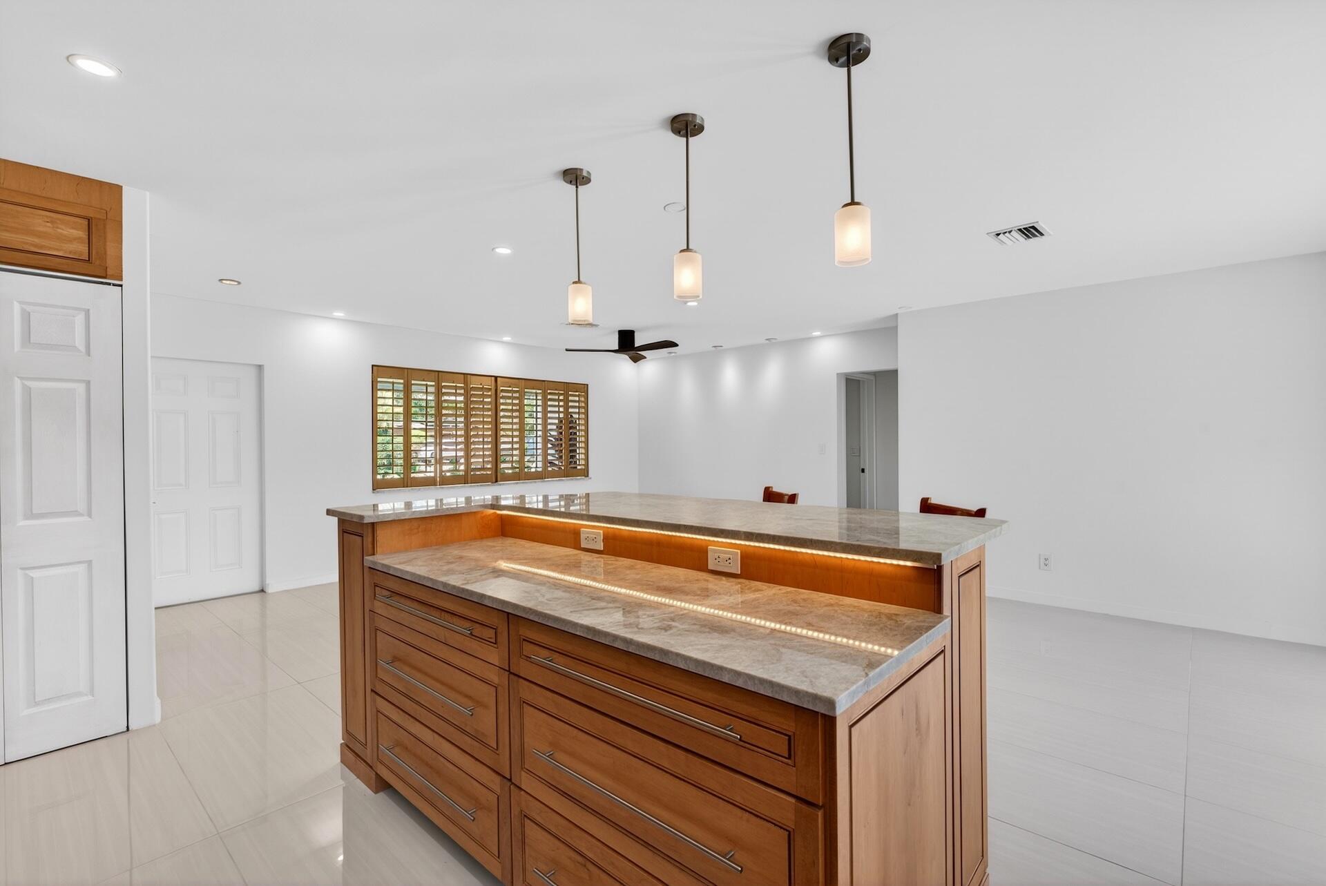 BOULEVARD ESTATES AMEN - Residential