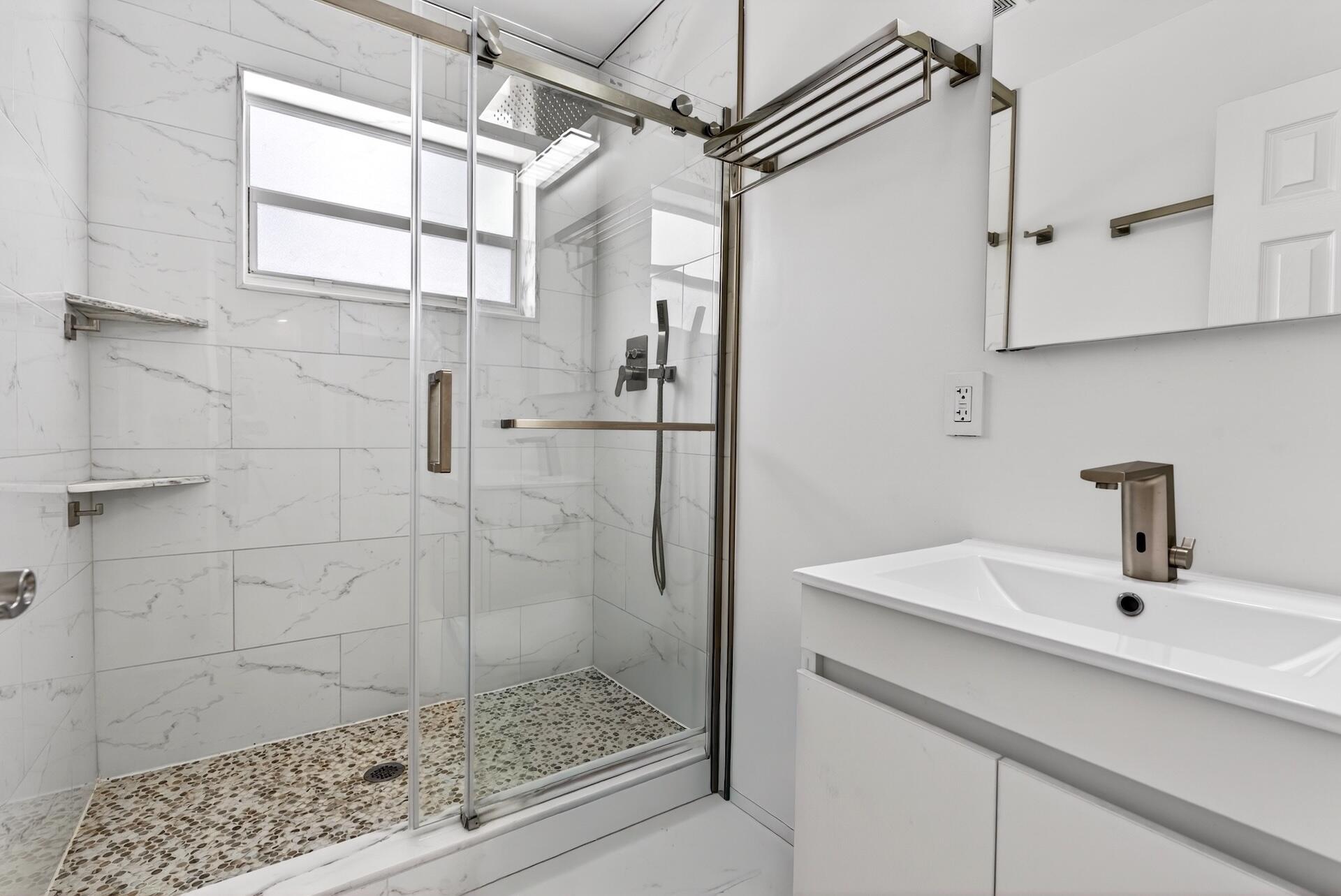 BOULEVARD ESTATES AMEN - Residential