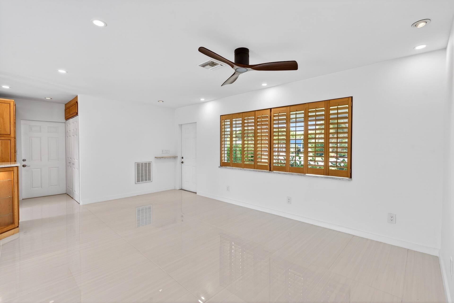 BOULEVARD ESTATES AMEN - Residential