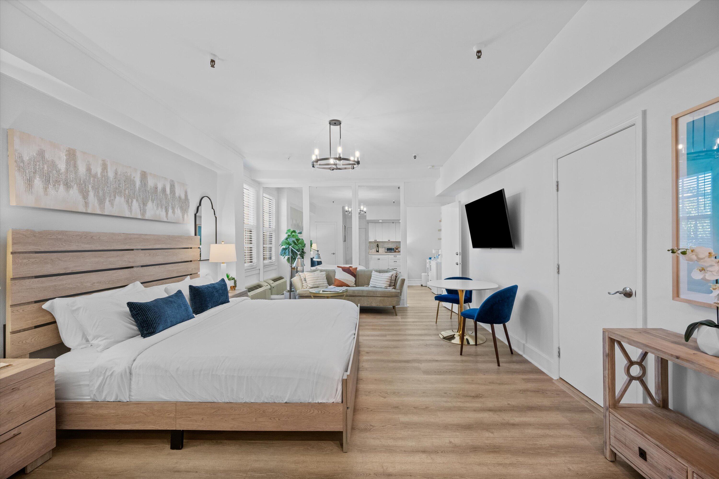 235 Sunrise Avenue 3032 & 3102