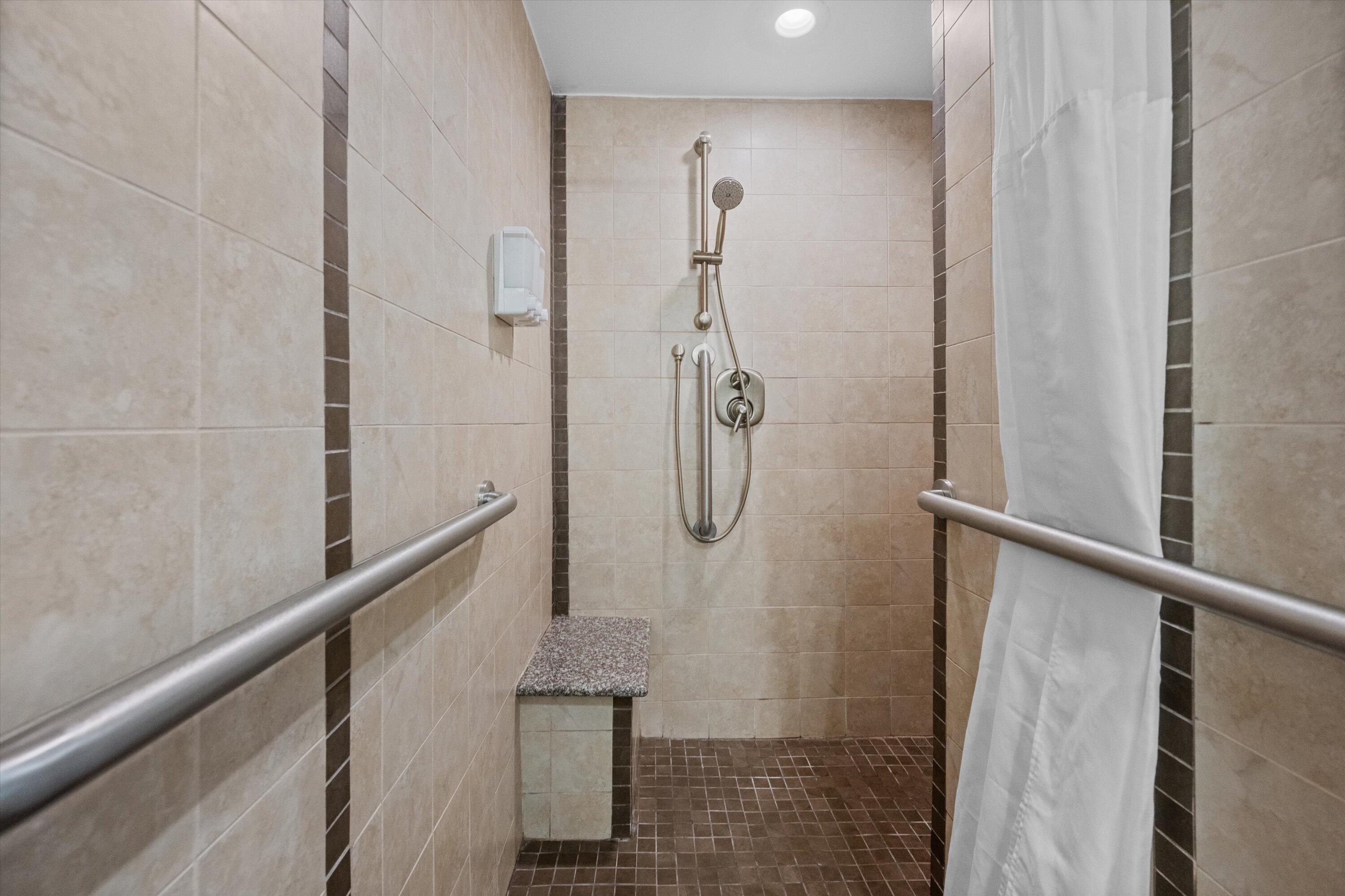 PALM BEACH HOTEL CONDO - Residential