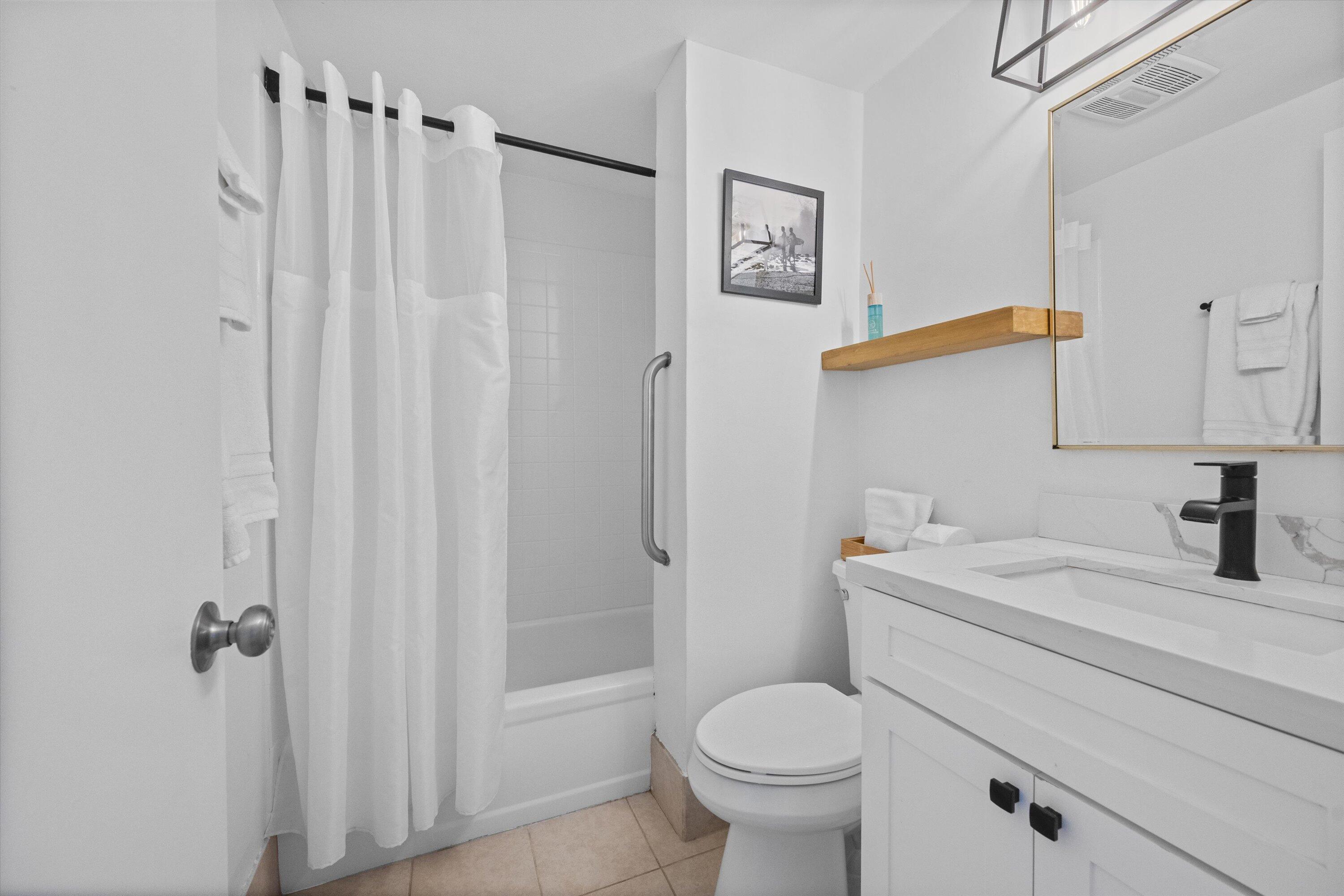 PALM BEACH HOTEL CONDO - Residential