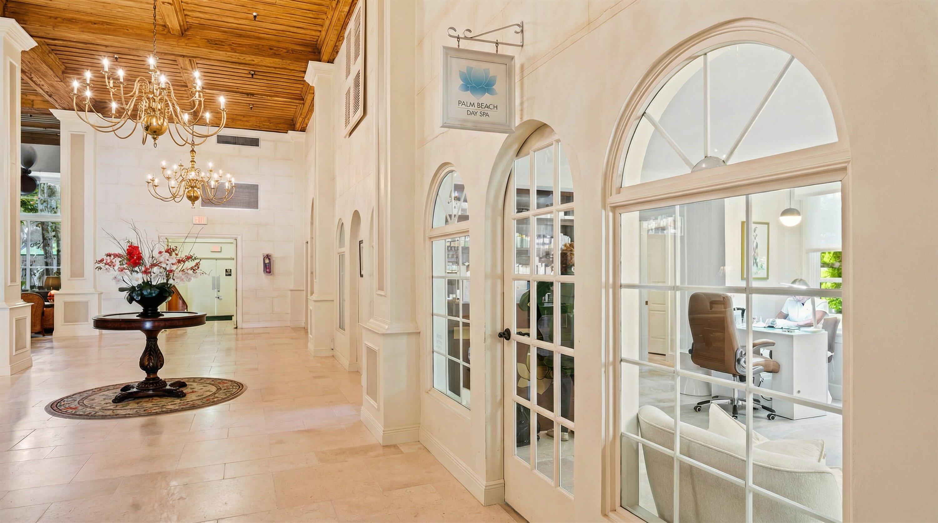 PALM BEACH HOTEL CONDO - Residential