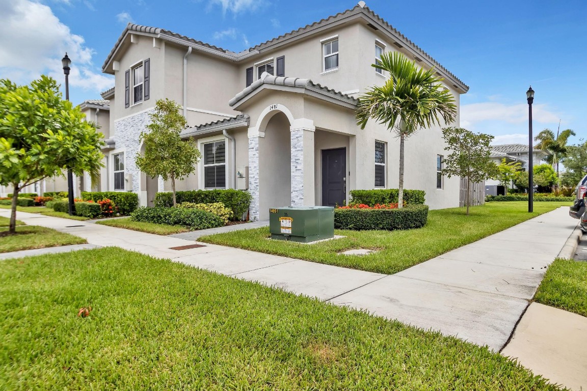 RIVIERA - Residential
