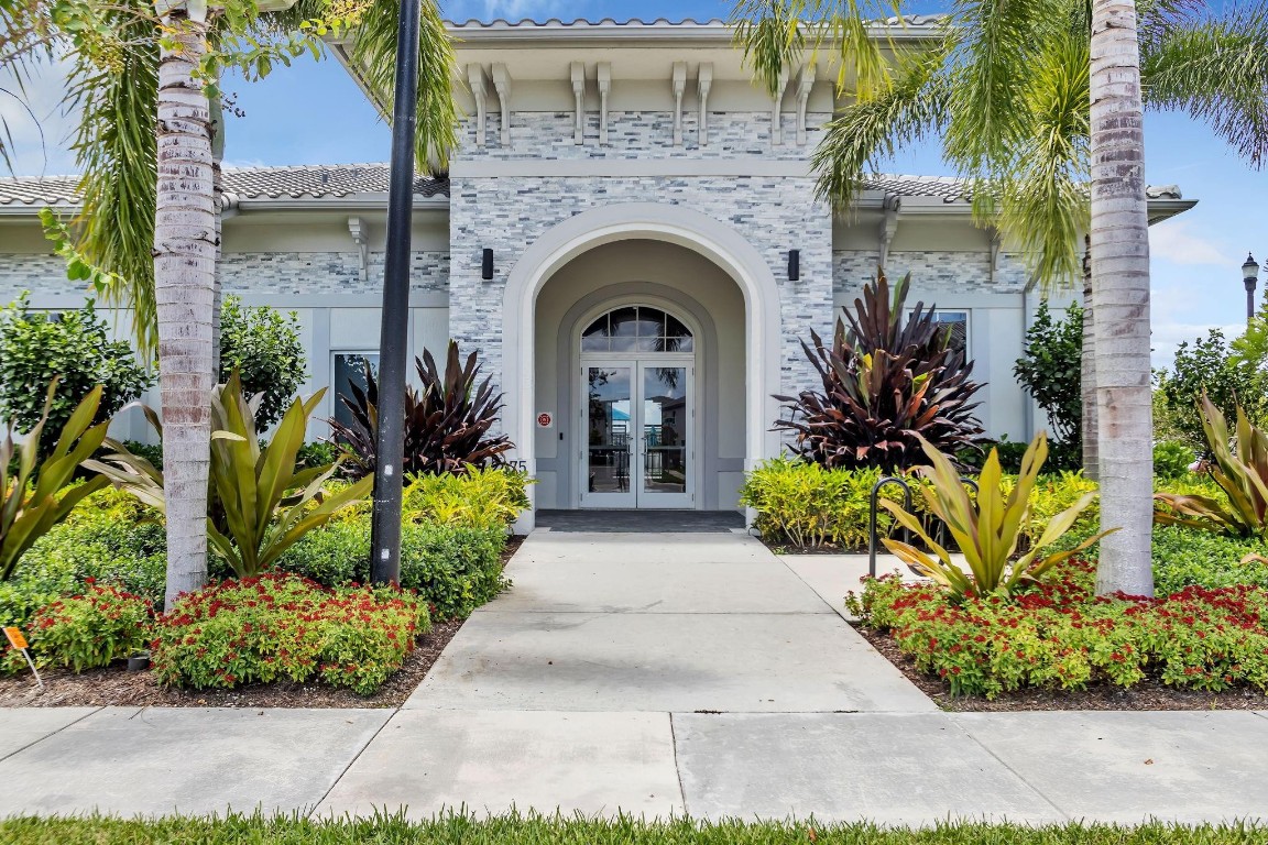 RIVIERA - Residential