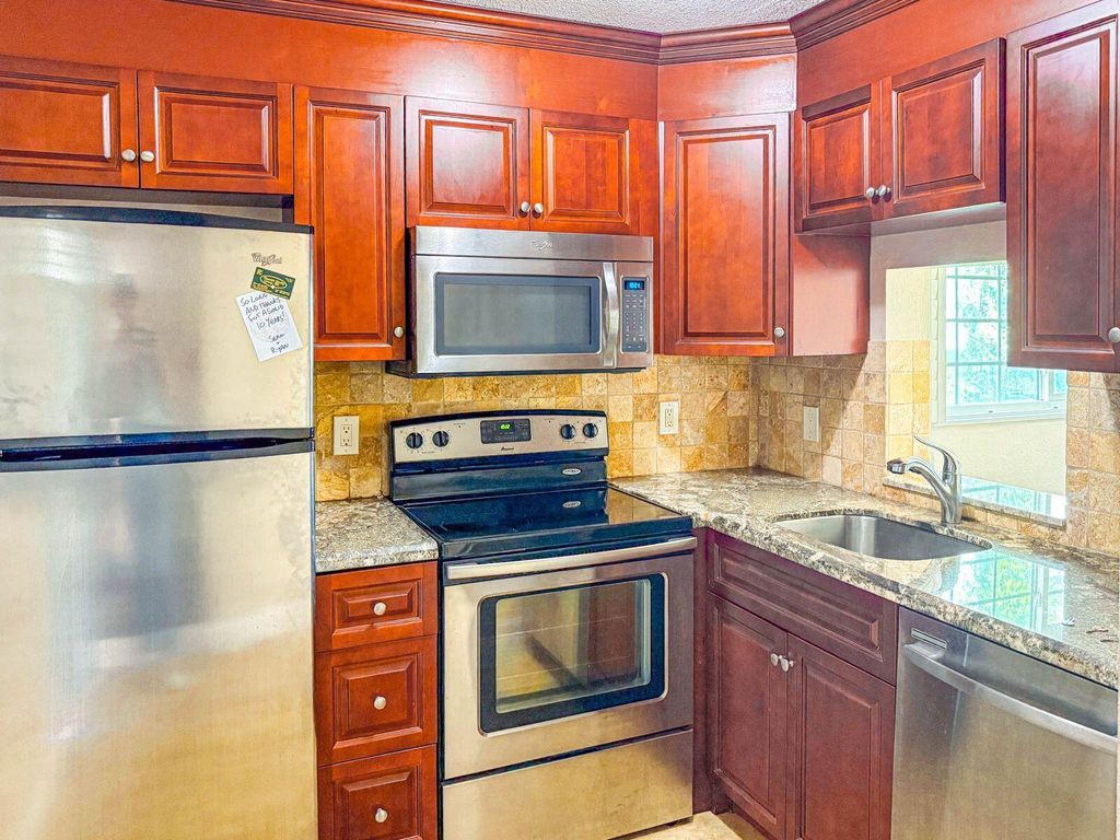 Photo of 633 NE 2nd Avenue #15, Fort Lauderdale, FL 33304 (MLS # B26035324)