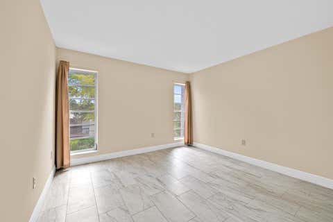 Tiny photo for 483 N Pine Island Road #C304, Plantation, FL 33324 (MLS # B26046840)