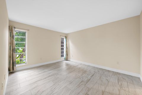 Tiny photo for 483 N Pine Island Road #C304, Plantation, FL 33324 (MLS # B26046840)