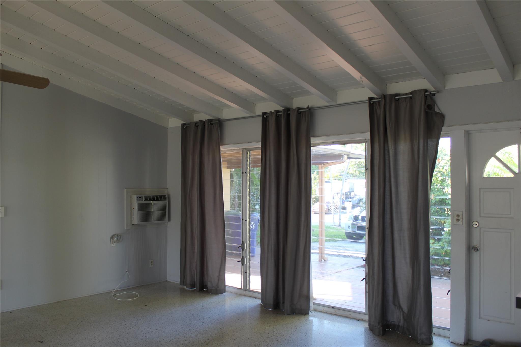 Gill Isles 44-13 B - Residential Lease