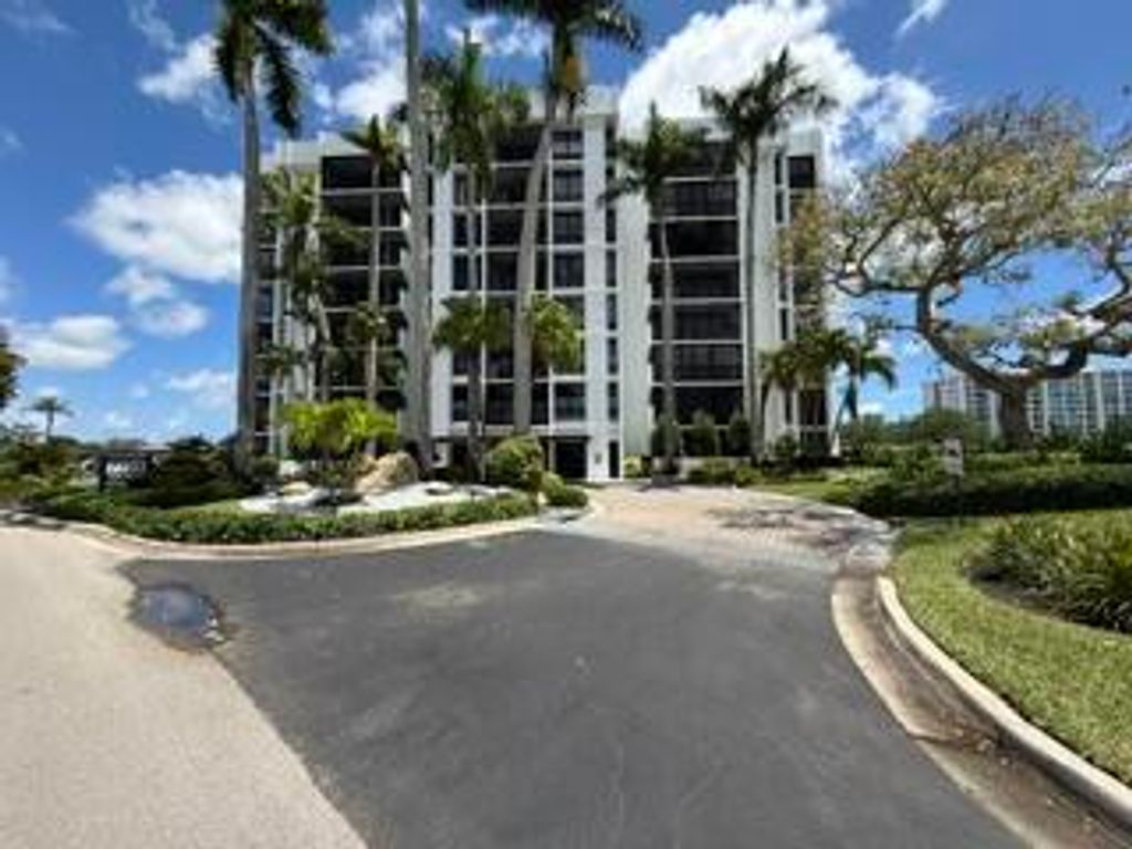 Photo of 7738 Lakeside Boulevard #373, Boca Raton, FL 33434 (MLS # B26017337)