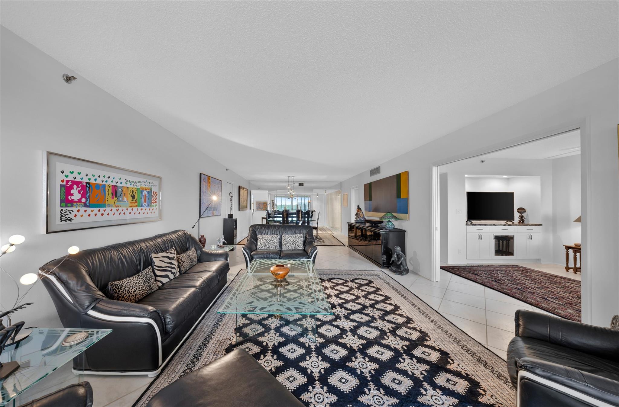 OAKS WAY - Residential