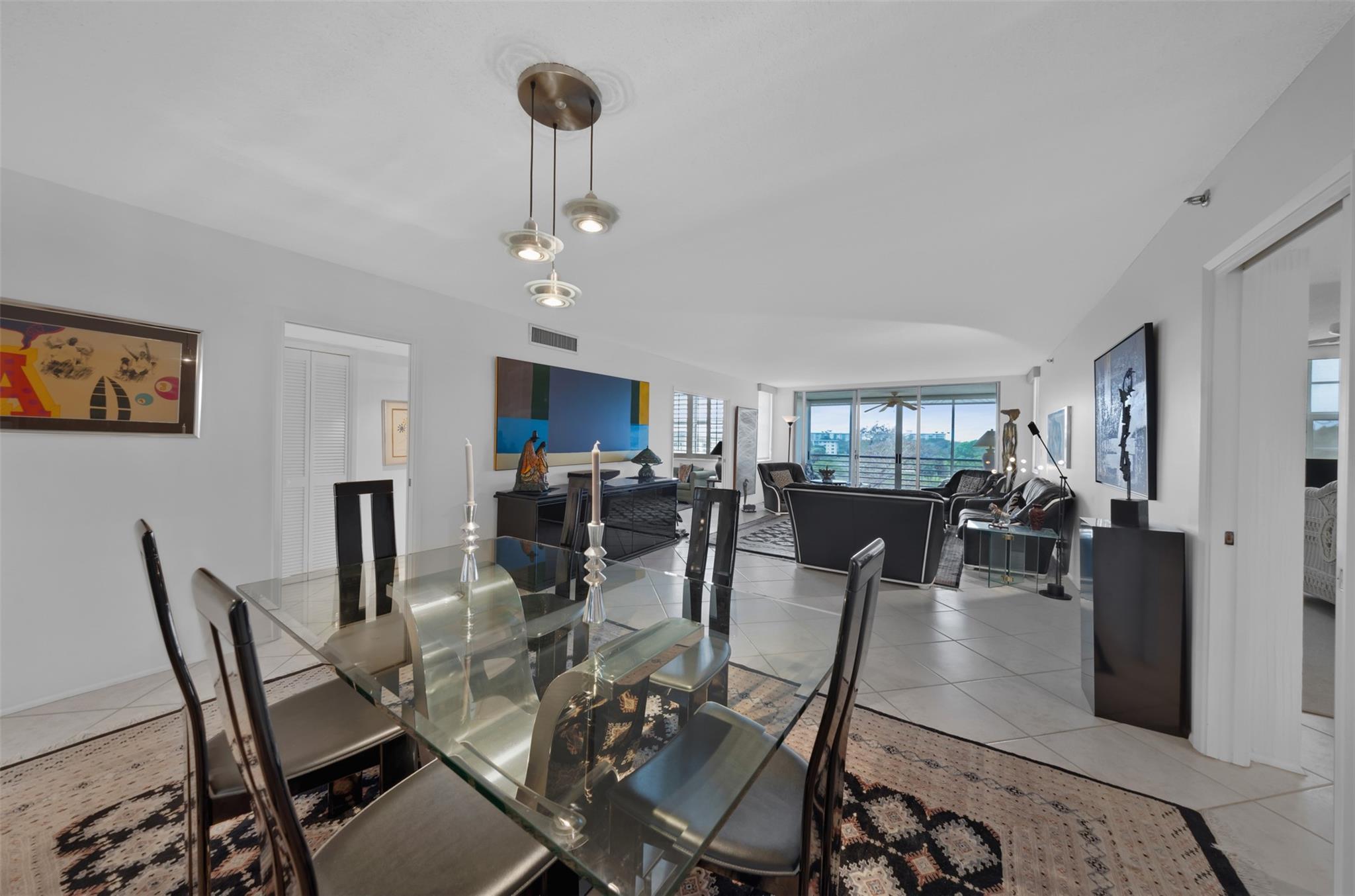 OAKS WAY - Residential