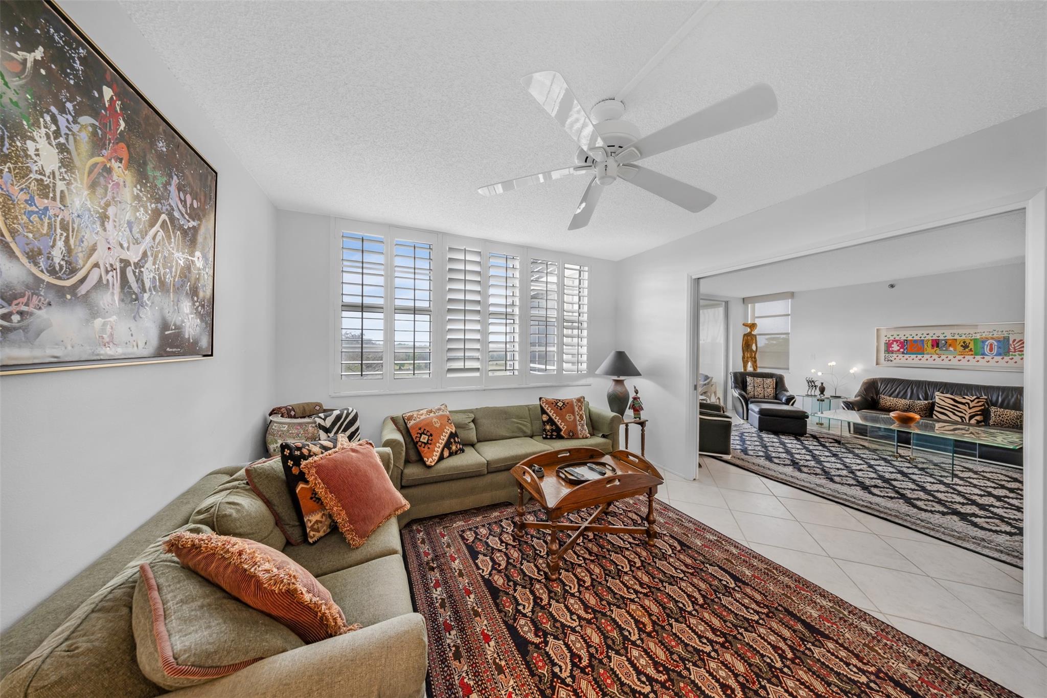 OAKS WAY - Residential