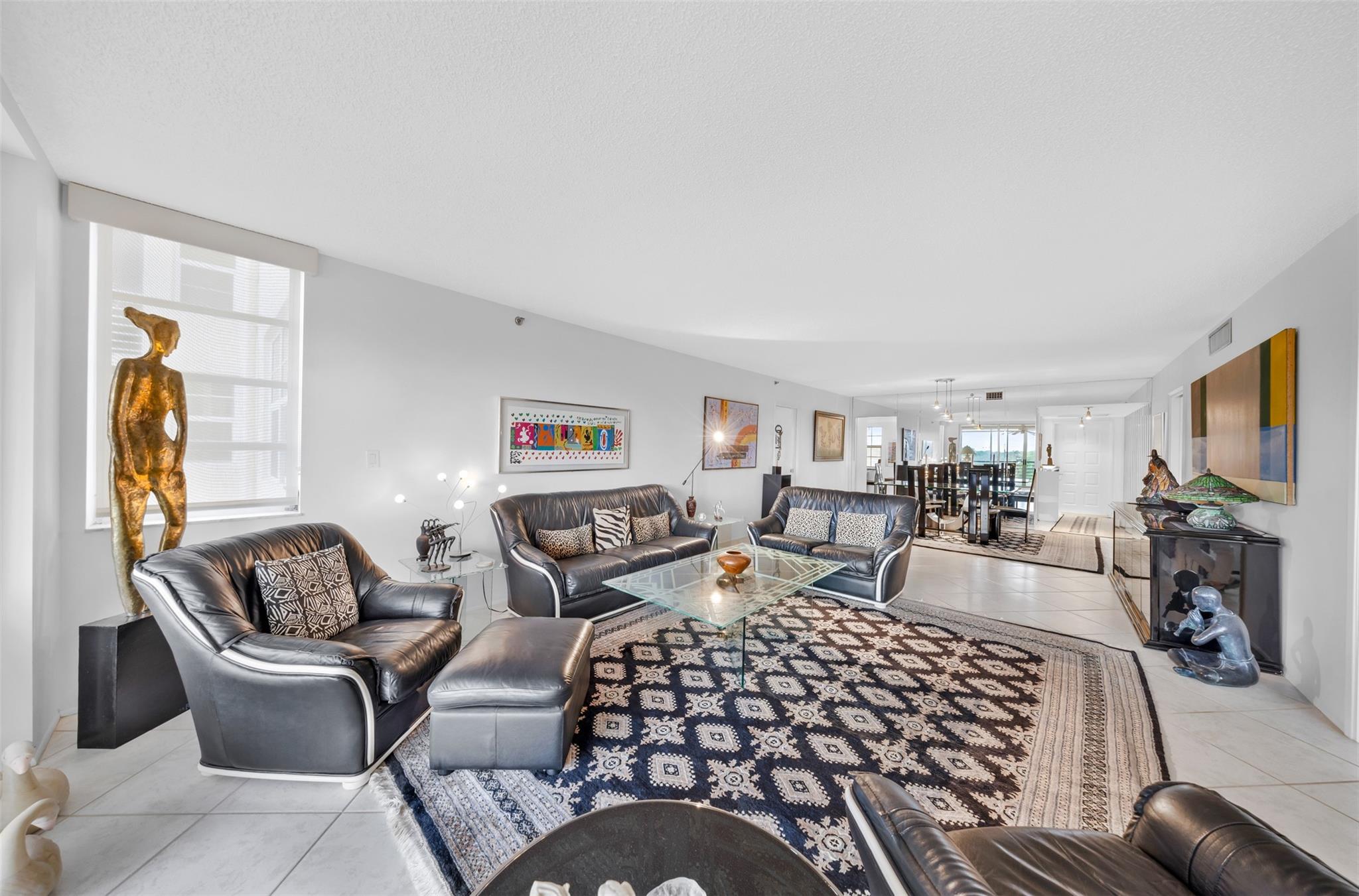 OAKS WAY - Residential