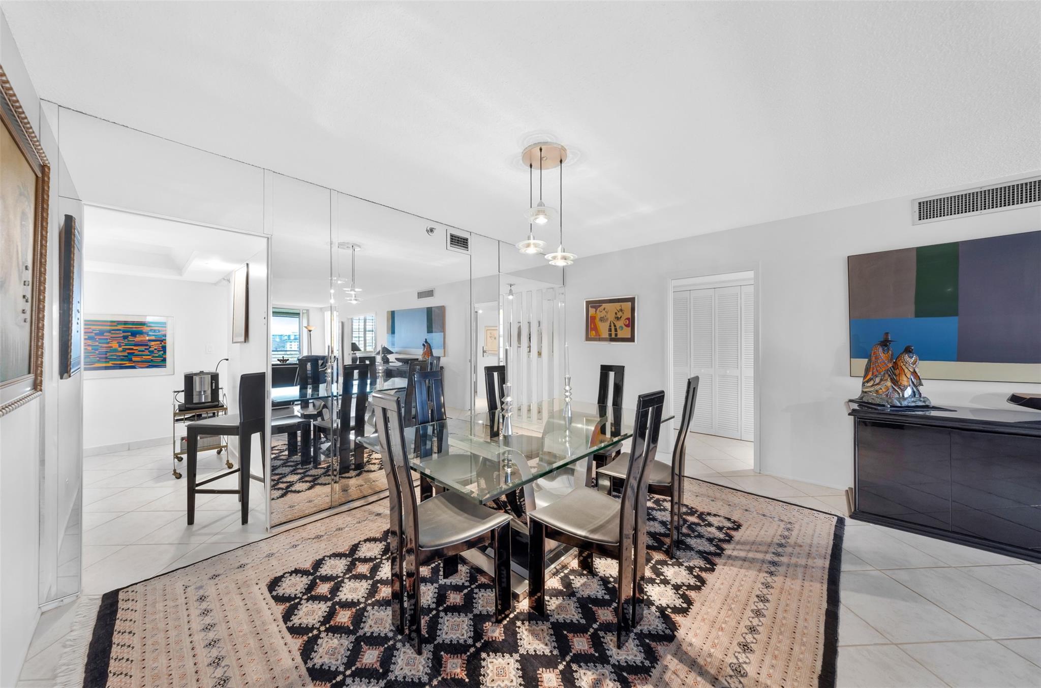 OAKS WAY - Residential