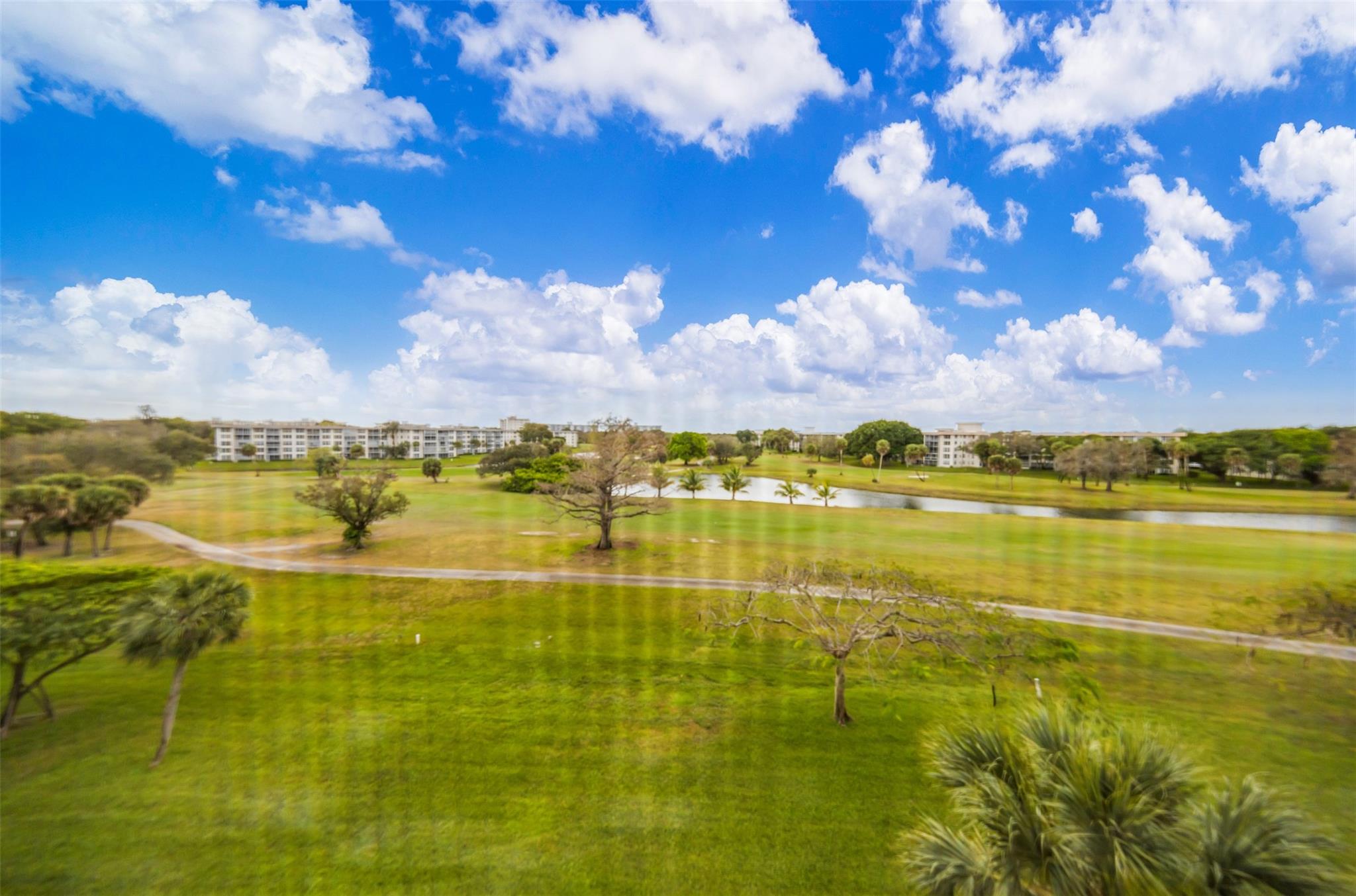 OAKS WAY - Residential