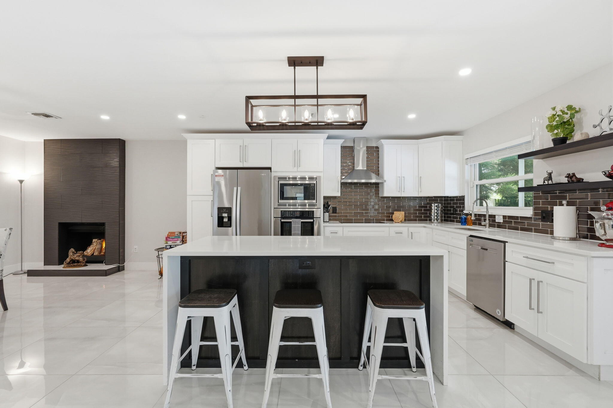 1799 Shower Tree Way