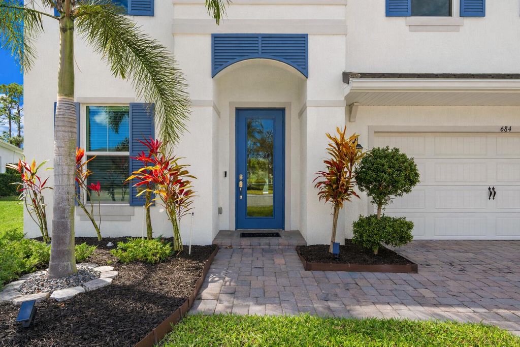 Photo of 684 SW Pennfield Terrace, Stuart, FL 34997 (MLS # R11166808)