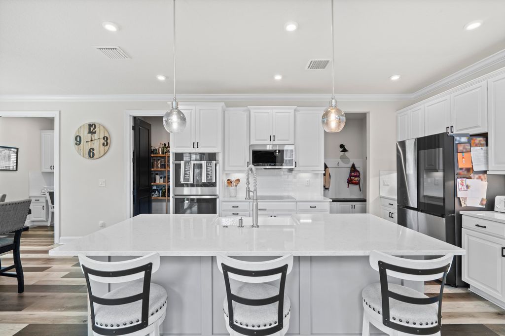 Photo of 684 SW Pennfield Terrace, Stuart, FL 34997 (MLS # R11166808)