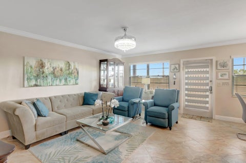 Tiny photo for 453 Richmond F, Deerfield Beach, FL 33442 (MLS # B26089774)