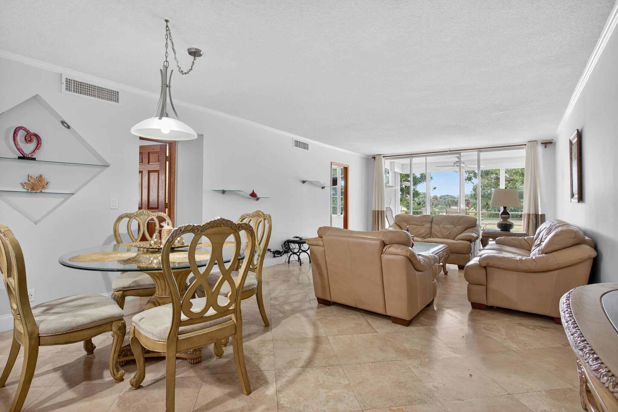 No 20 Palm-Aire Country C - Residential Lease