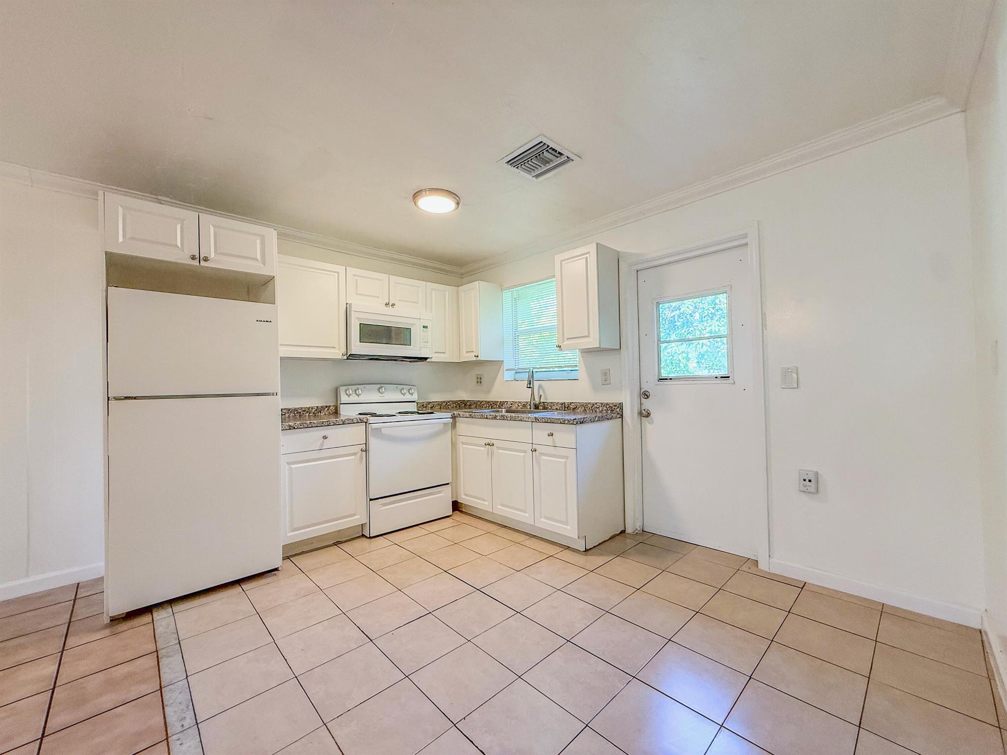 BRYANT PARK IN - Residential Lease