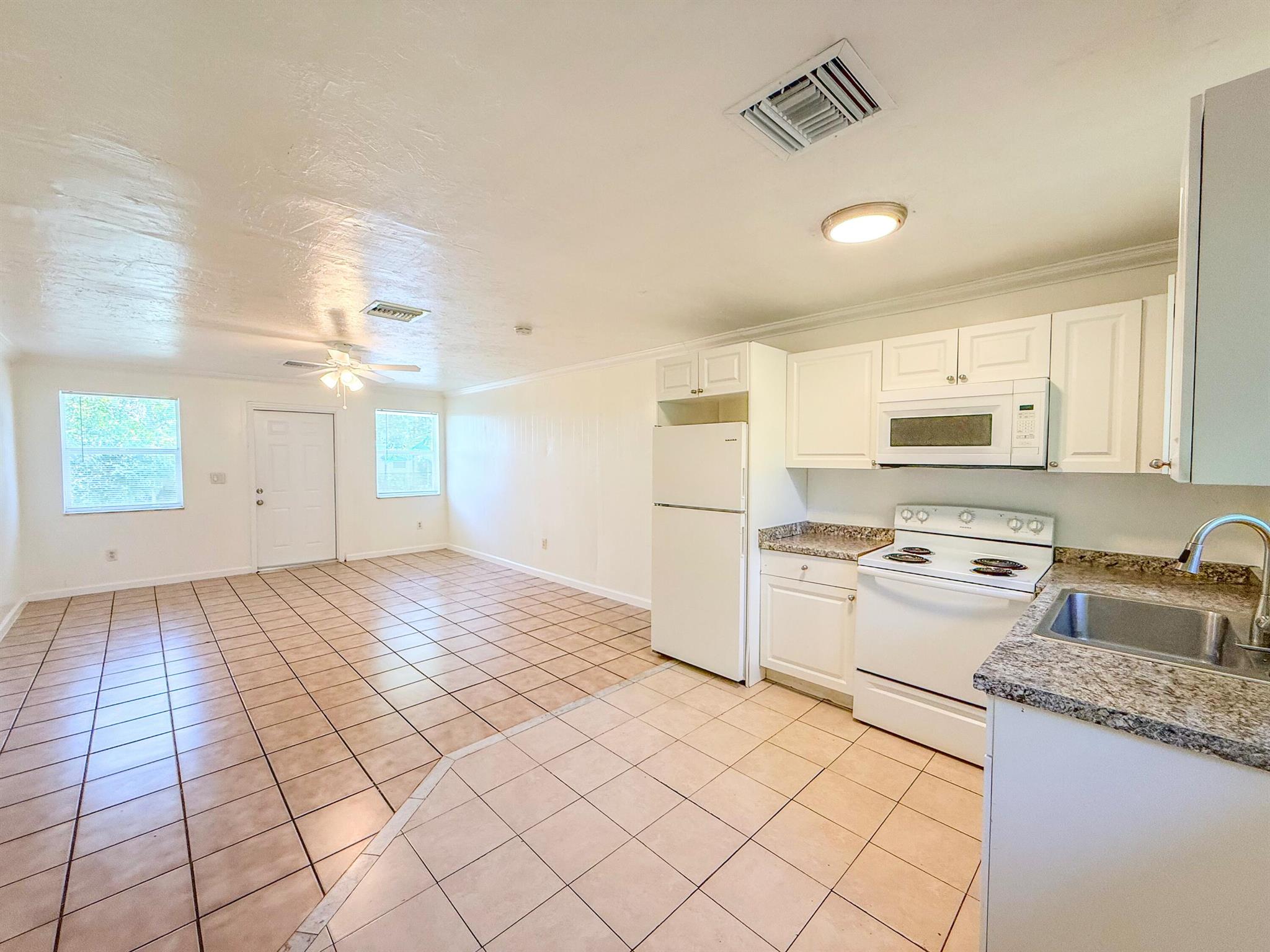 BRYANT PARK IN - Residential Lease