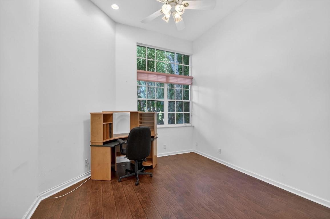 WYCLIFFE TR N - Residential