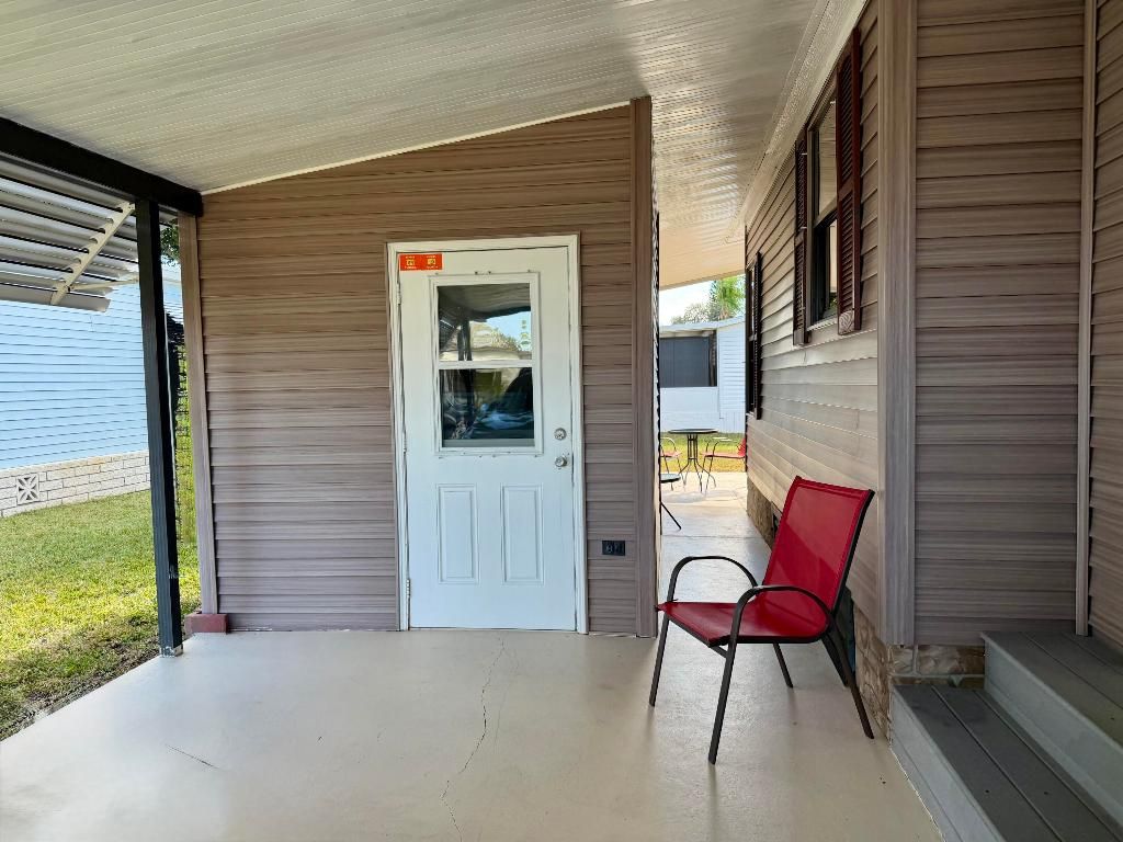 Photo of 13975 Clavell Avenue, Fort Pierce, FL 34951 (MLS # R11153619)